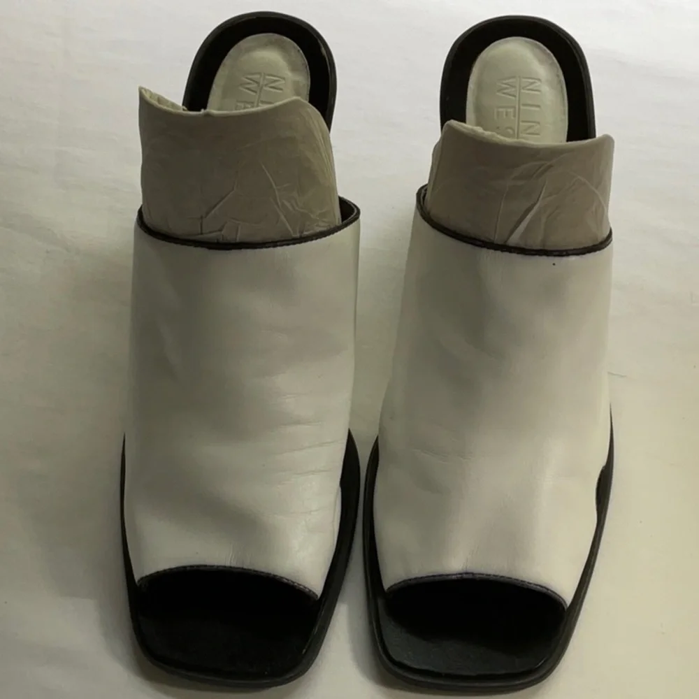 Vintage 90s Nine West Leather Chunky Slip On Heeled Sandals - Picture 3 of 10